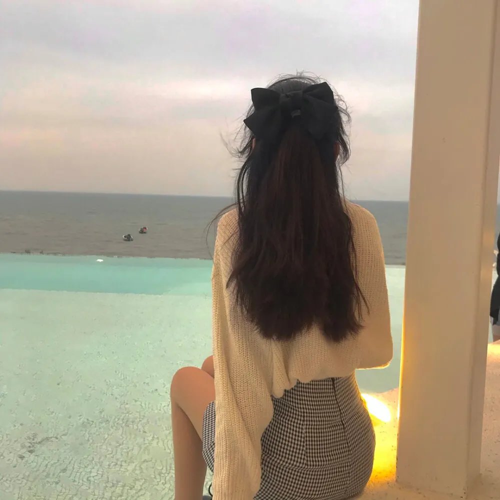 夜深血红